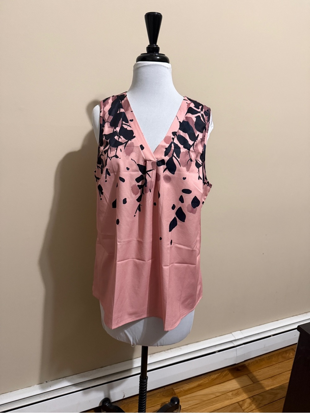 Emery Rose sleeveless pink and floral blouse - new, no tags.